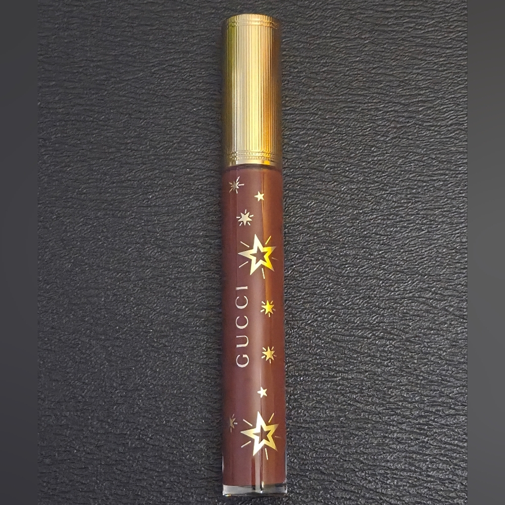 🎁Gucci Gloss a Levres Plumping Lip Gloss In 118 Suzanne Brown